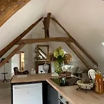 Un Bijou Au Coeur De *