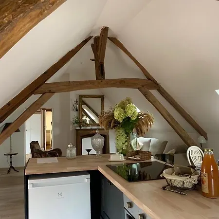 Un Bijou Au Cœur De *