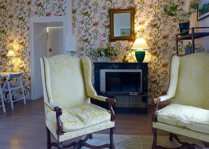 Un Bijou Au Coeur De בלם